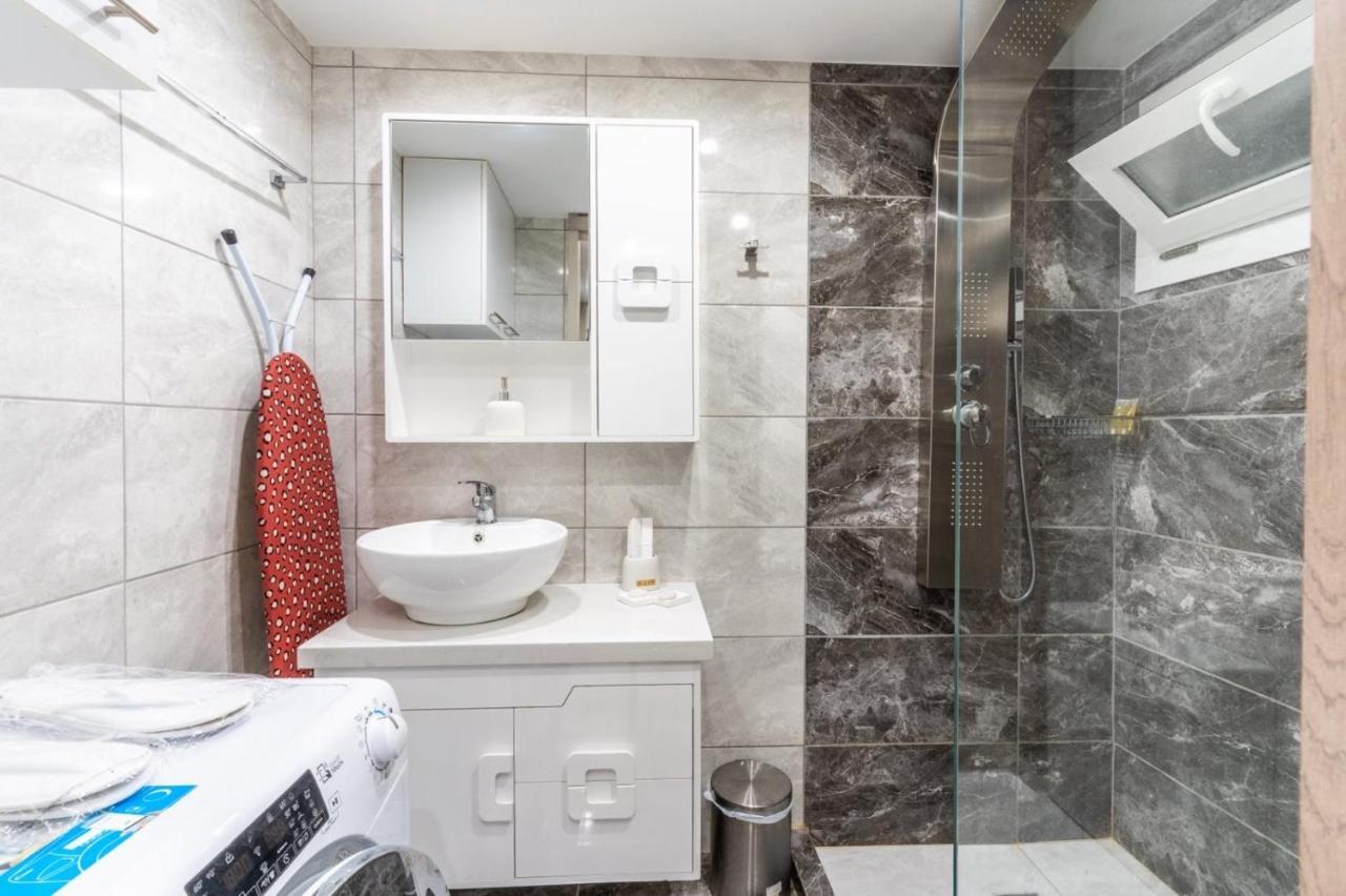Aiolos Luxury Alimos Market Apartment 2 Near The Sea Афіни Екстер'єр фото